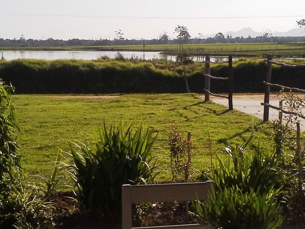 Beyond Urban Cottages สตอร์มริเวอร์ ภายนอก รูปภาพ